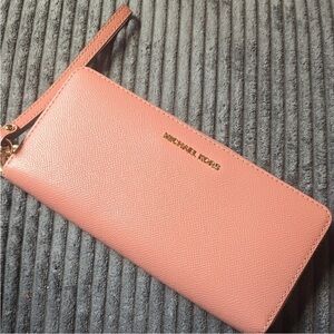 Michael Kors Large Pink Continental Long Zip Wallet w Wristlet strap